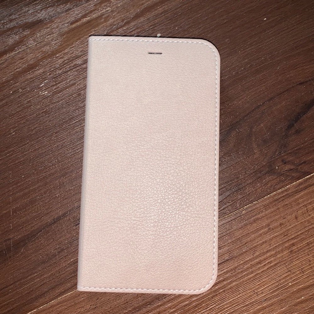 IPhone X phone case.